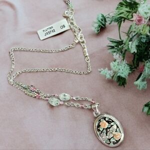 Silver and Pink Floral Pendant Necklace